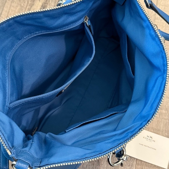 COACH Blue Pebble Leather Handbag with Shoulder Strap Brass Colored Hardware - Picture 4 of 10